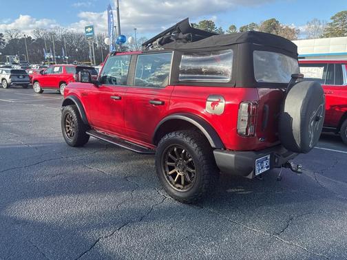 2021 Ford Bronco Base