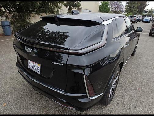 Stellar Black Metallic 2024 Cadillac LYRIQ Luxury