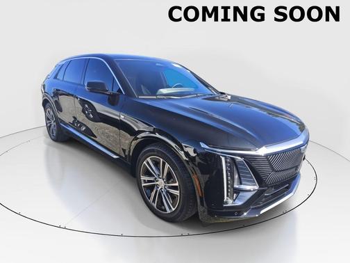 Stellar Black Metallic 2026 Cadillac LYRIQ Luxury