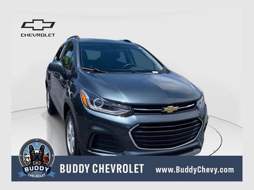 Shadow Gray Metallic 2022 Chevrolet Trax LT