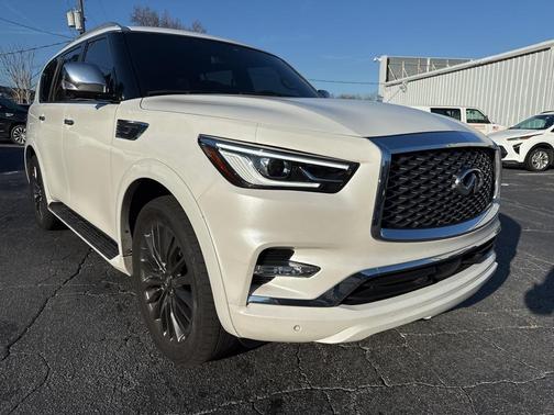 2023 INFINITI QX80 SENSORY AWD