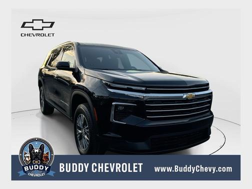 Mosaic Black Metallic 2026 Chevrolet Traverse LT