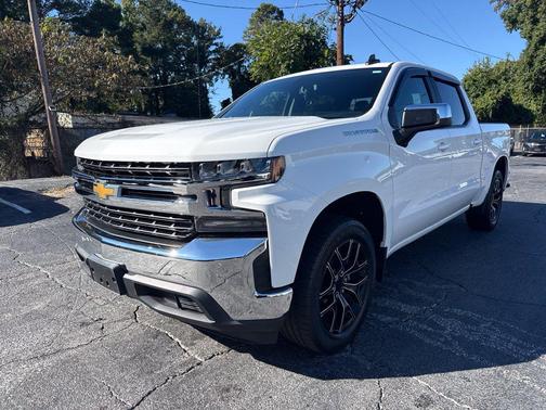 Summit White 2019 Chevrolet Silverado 1500 LT