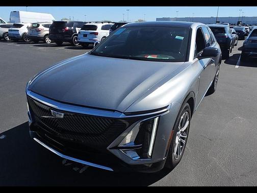 Argent Silver Metallic 2025 Cadillac LYRIQ Luxury