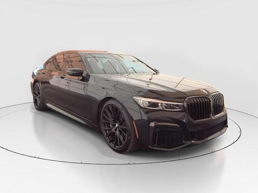 2020 BMW 740 740i