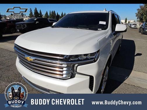 Iridescent Pearl Tricoat 2022 Chevrolet Suburban 4WD High Country