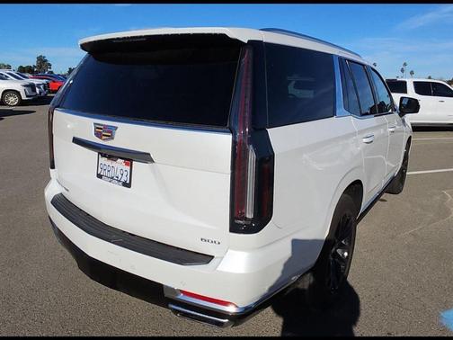 Crystal White Tricoat 2025 Cadillac Escalade Premium Luxury