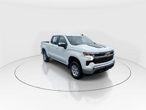 Summit White 2022 Chevrolet Silverado 1500 LT