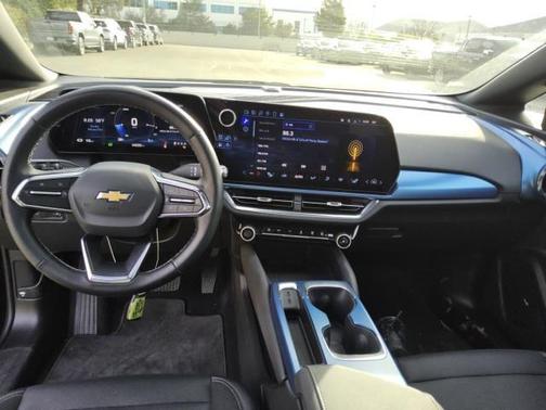 2024 Chevrolet Equinox EV 2LT