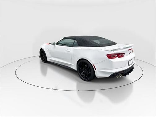 2024 Chevrolet Camaro RWD Convertible LT1