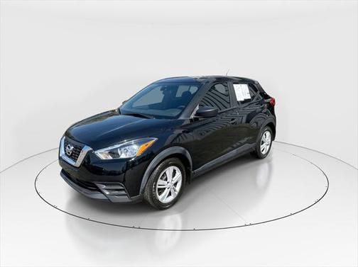 2020 Nissan Kicks S