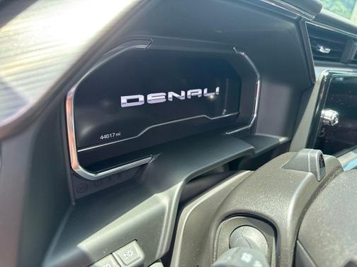 Sterling Metallic 2024 GMC Sierra 1500 Denali Ultimate