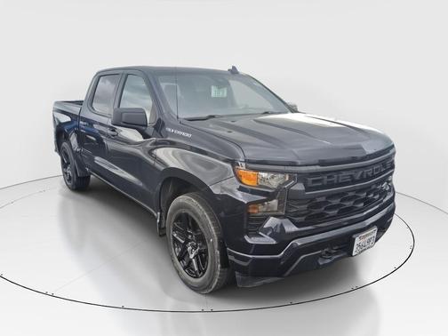 Dark Ash Metallic 2022 Chevrolet Silverado 1500 Custom