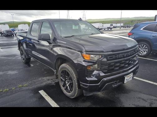 Dark Ash Metallic 2022 Chevrolet Silverado 1500 Custom