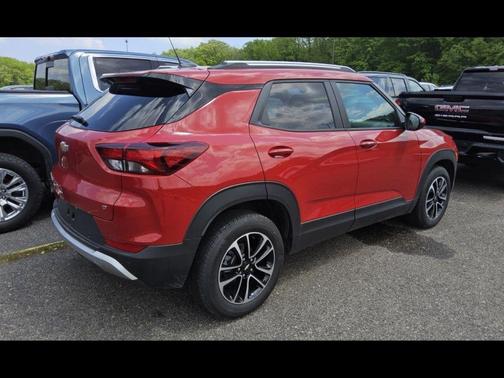 Apex Red 2026 Chevrolet Trailblazer LT