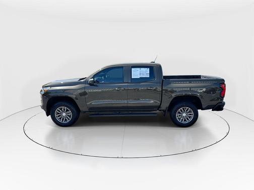 Harvest Bronze Metallic 2023 Chevrolet Colorado LT