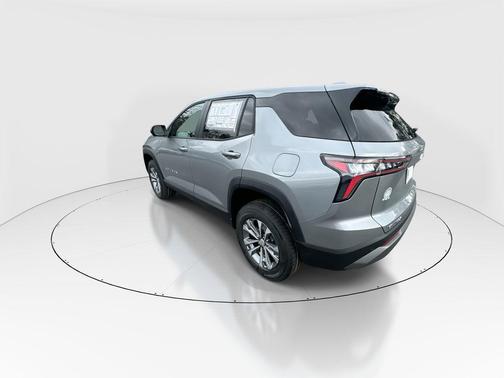 Sterling Gray Metallic 2026 Chevrolet Equinox 1LT