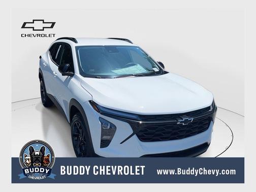 Summit White 2026 Chevrolet Trax LT