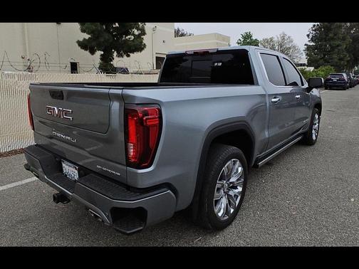 Sterling Metallic 2025 GMC Sierra 1500 Denali