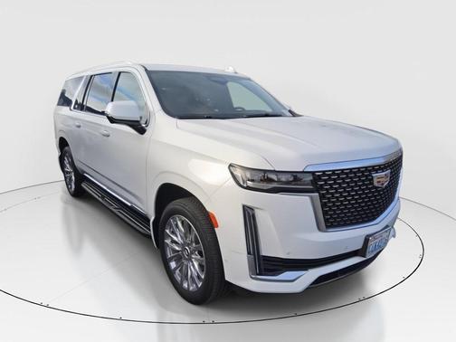 2022 Cadillac Escalade ESV Premium Luxury