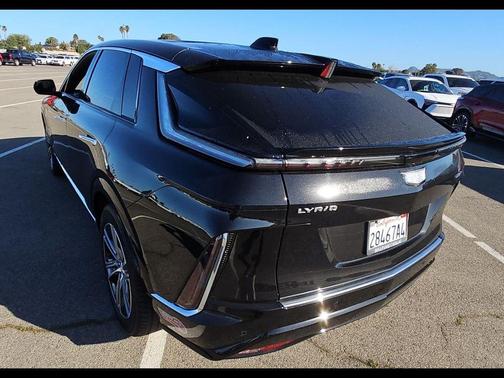 Stellar Black Metallic 2024 Cadillac LYRIQ Luxury