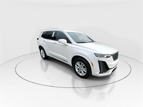 2023 Cadillac XT6 Luxury FWD