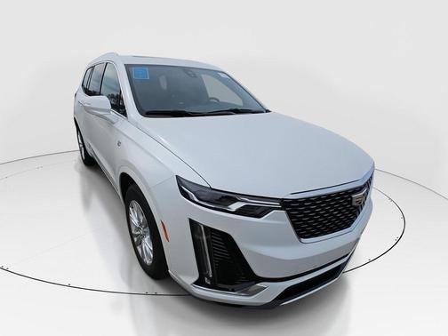 2023 Cadillac XT6 Luxury