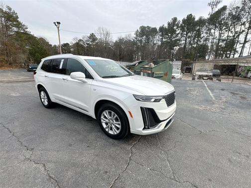 2023 Cadillac XT6 Luxury FWD