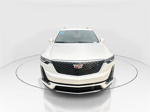 2023 Cadillac XT6 Luxury FWD
