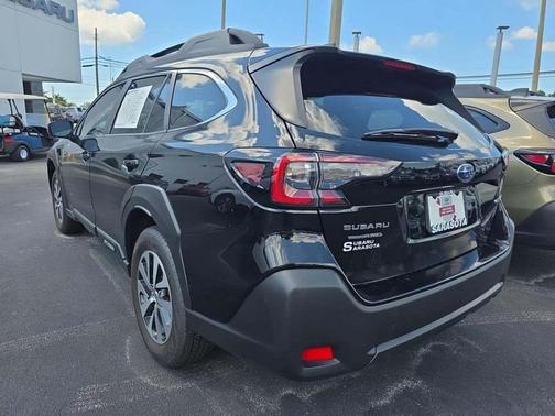 2024 Subaru Outback Premium