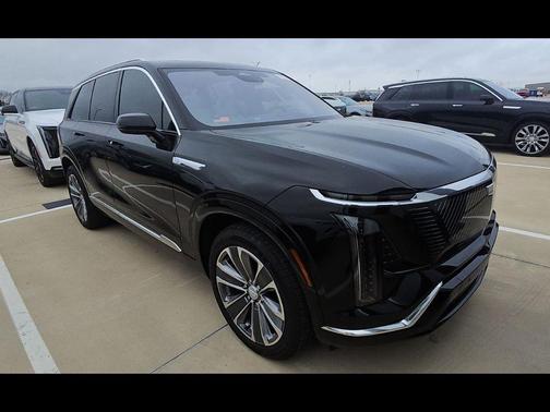 Stellar Black Metallic 2026 Cadillac VISTIQ Luxury