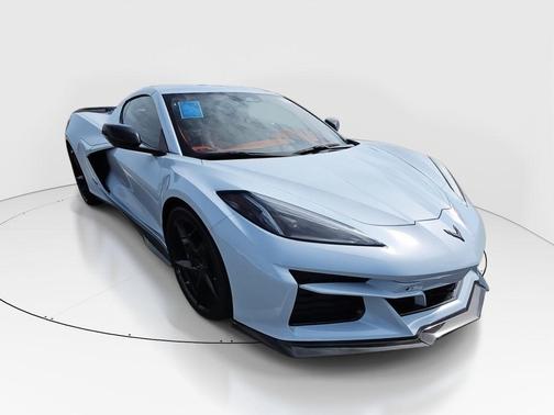 Ceramic Matrix Gray Metallic 2024 Chevrolet Corvette E-Ray RWD Coupe 3LZ