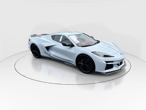 Ceramic Matrix Gray Metallic 2024 Chevrolet Corvette E-Ray RWD Coupe 3LZ