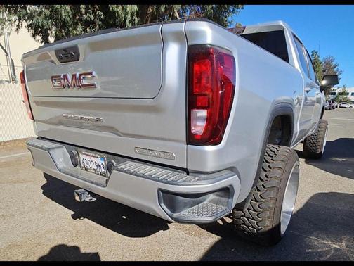 2022 GMC Sierra 1500 Elevation
