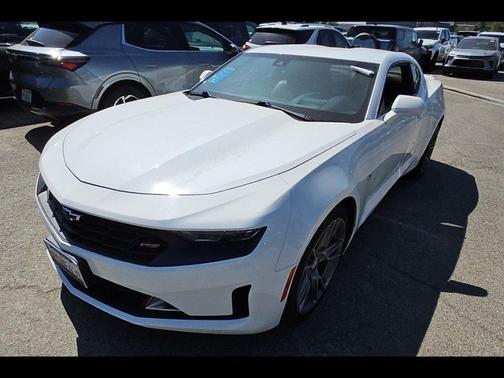 Summit White 2020 Chevrolet Camaro 3LT