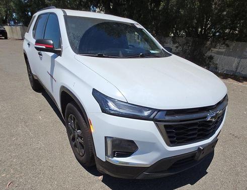 Summit White 2023 Chevrolet Traverse Premier