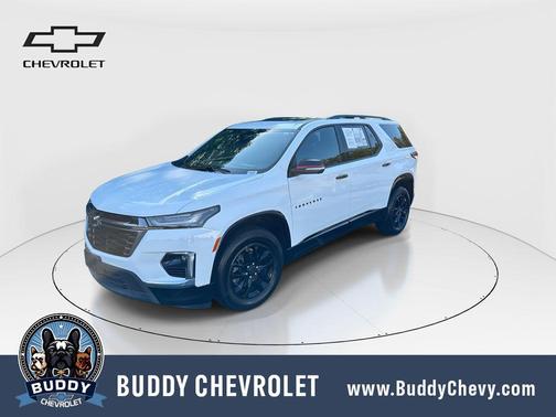 Summit White 2023 Chevrolet Traverse Premier