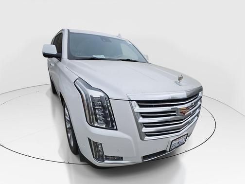 Crystal White Tricoat 2020 Cadillac Escalade ESV Platinum