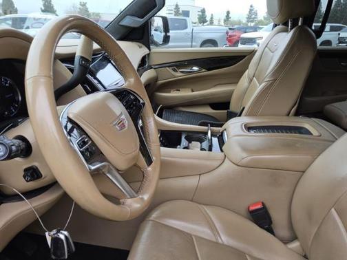 Crystal White Tricoat 2020 Cadillac Escalade ESV Platinum
