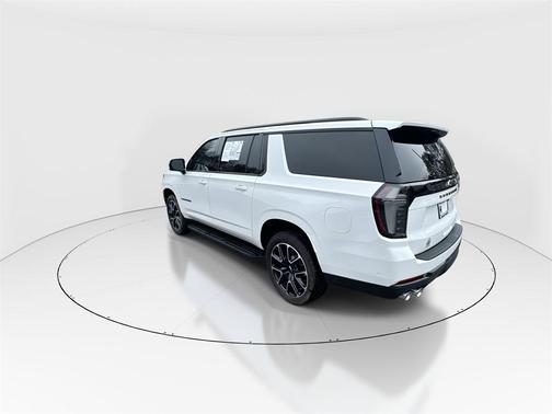 2025 Chevrolet Suburban RST