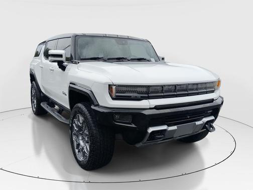 Interstellar White 2024 GMC HUMMER EV SUV 3X