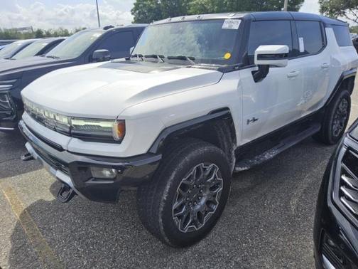 Interstellar White 2024 GMC HUMMER EV SUV 3X