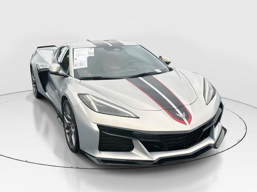 Silver Flare Metallic 2024 Chevrolet Corvette Z06