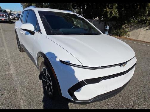 Summit White 2026 Chevrolet Equinox EV LT