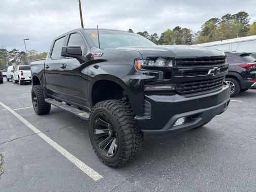 Black 2019 Chevrolet Silverado 1500 RST