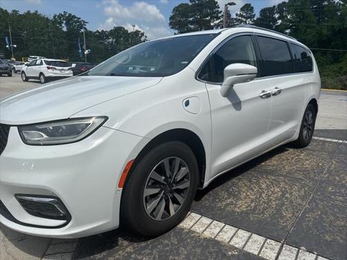 2021 Chrysler Pacifica Hybrid Touring L