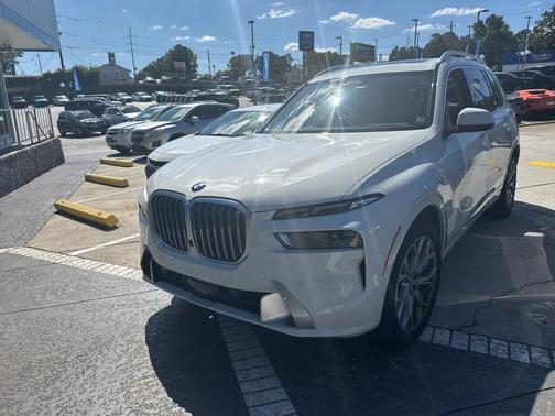 2023 BMW X7 xDrive40i