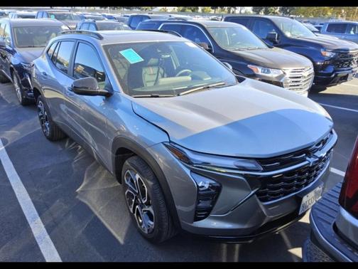 2025 Chevrolet Trax FWD 2RS