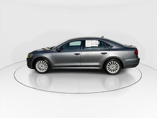 2016 Volkswagen Passat 1.8T SE