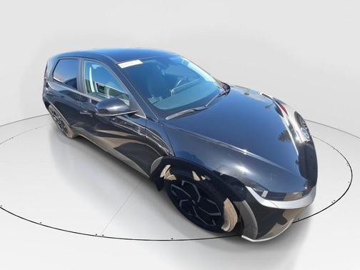 2022 Hyundai IONIQ 5 SEL